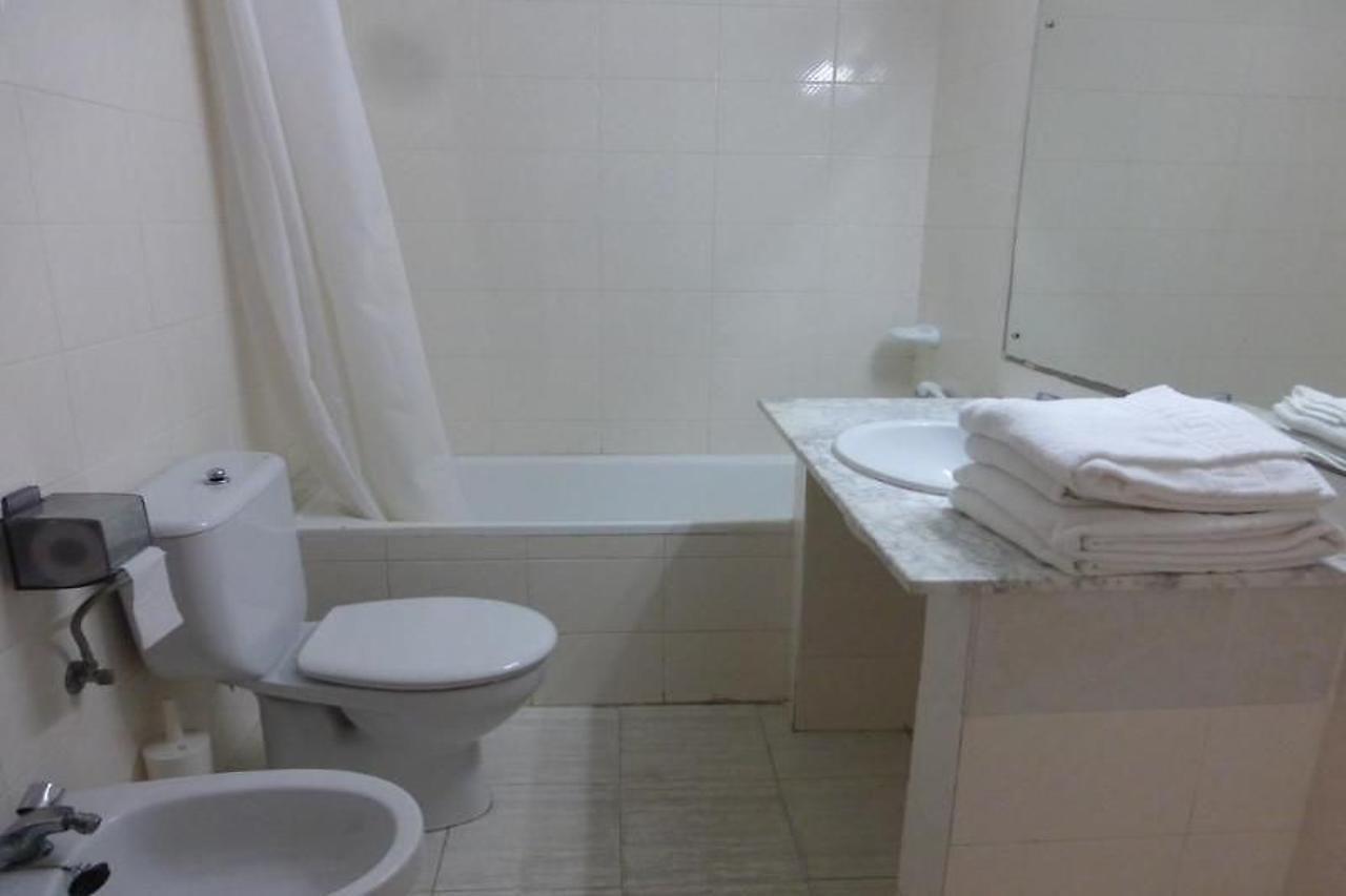 Apartamentos Port Gavina Els Pins 캠브릴스 외부 사진