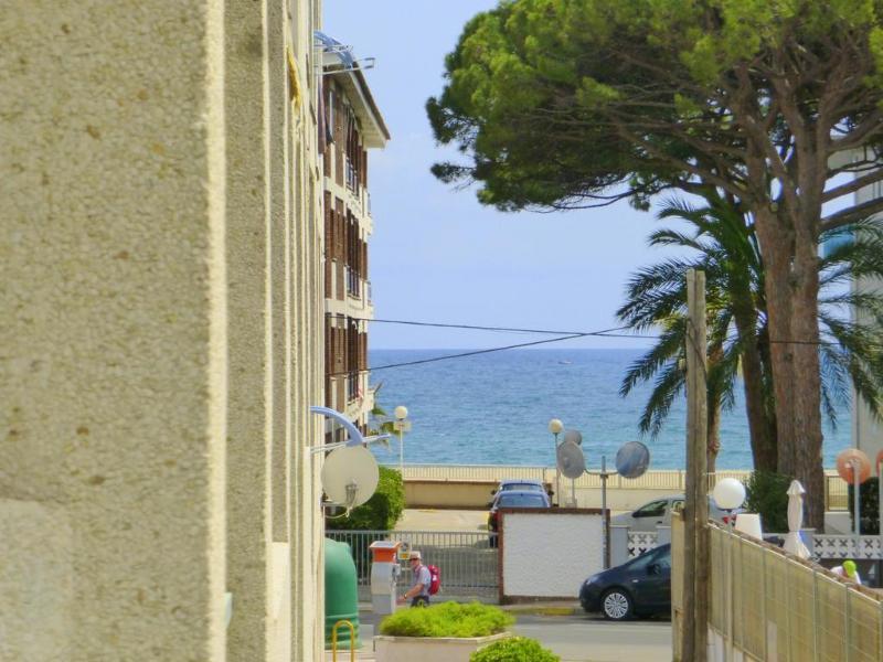 Apartamentos Port Gavina Els Pins 캠브릴스 외부 사진